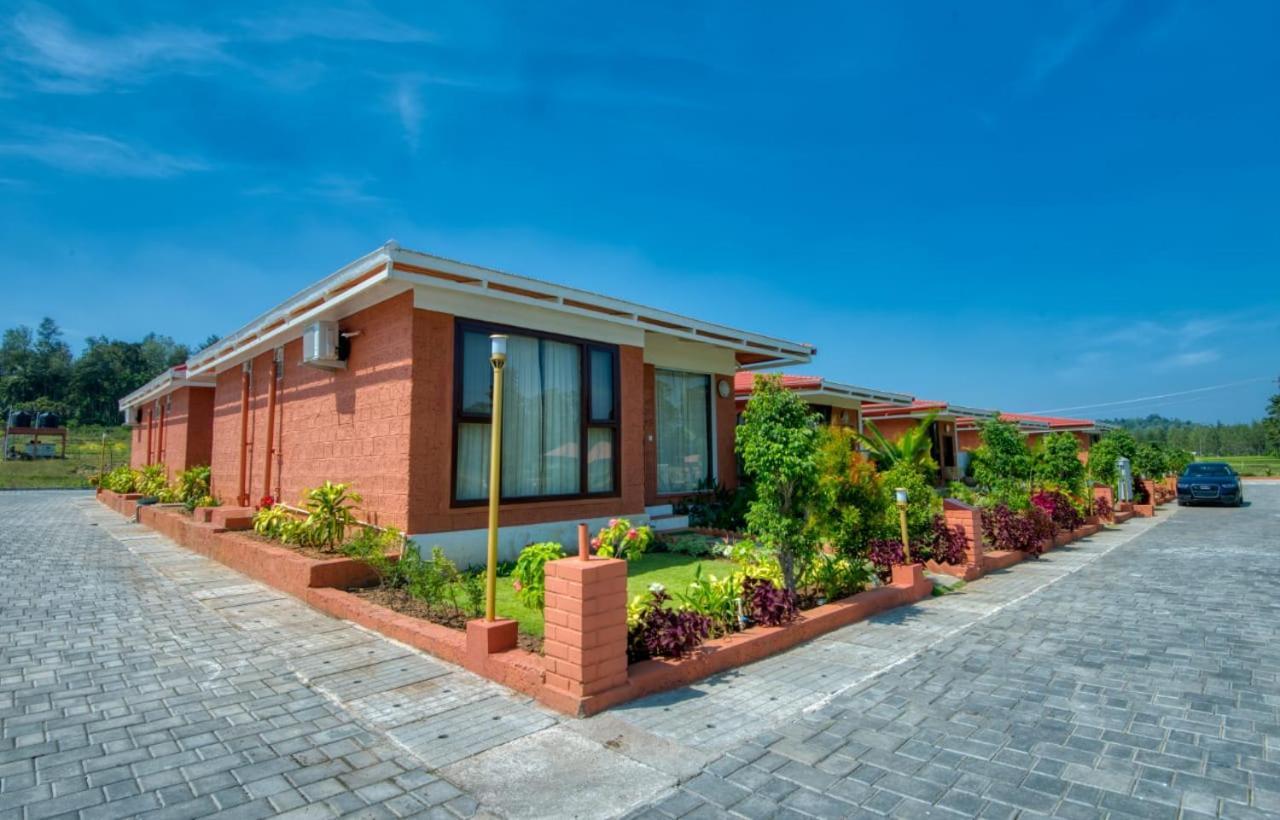 Sixth Element Hotel Kushālnagar Eksteriør billede